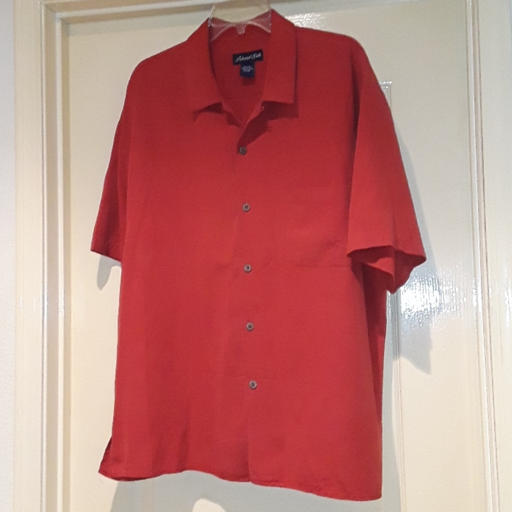 Men's Island Silk Button Down Short Sleeve Shirt